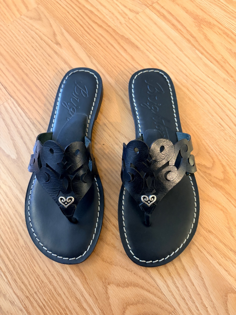 Brighton Alegre Flat Thong Black Leather Sandal - Picture 4 of 7